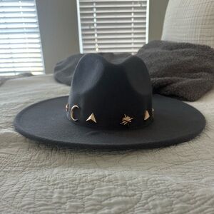 Anthropologie Grey Felt Hat with Charms NWT